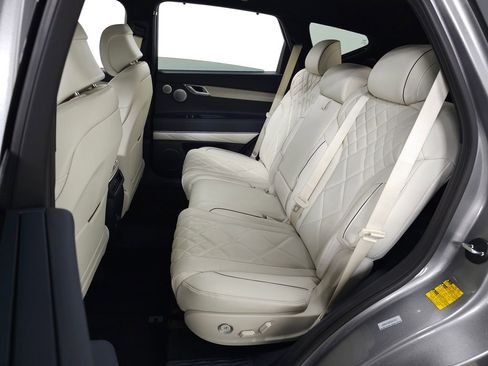Used 2025 Genesis GV80 3.5T Prestige AWD/4WD image 42