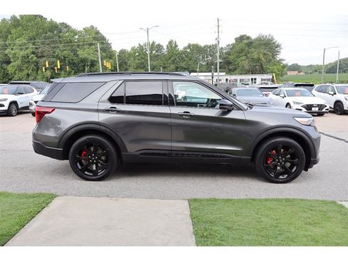Used 2020 Ford Explorer ST w/ ST Street Pack AWD/4WD image 9