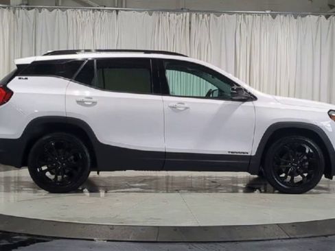 Used 2020 GMC Terrain SLE w/ Driver Convenience Package FWD image 11