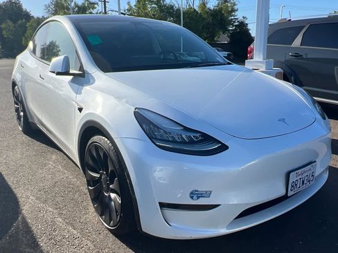 Used 2020 Tesla Model Y Performance AWD/4WD image 3