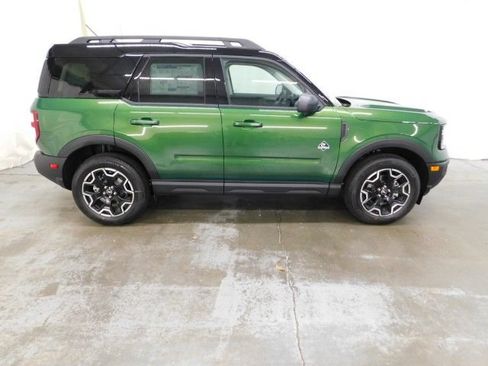 New 2025 Ford Bronco Sport Outer Banks w/ Outer Banks Tech Package+ AWD/4WD image 2
