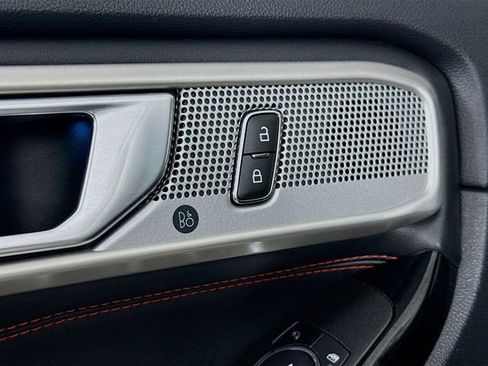 Certified 2023 Ford Explorer ST-Line w/ Class IV Trailer Tow Package image 19