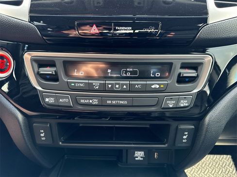 Used 2019 Honda Ridgeline RTL-E image 18