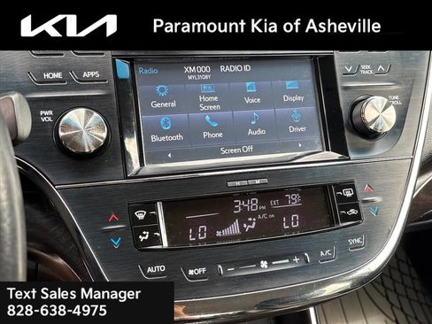 Used 2018 Toyota Avalon XLE FWD image 17