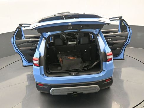 Used 2025 Honda Pilot TrailSport image 74