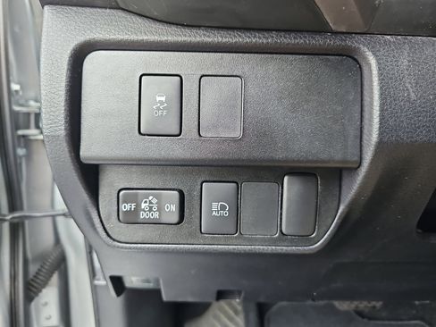 Used 2022 Toyota Tacoma SR5 image 27