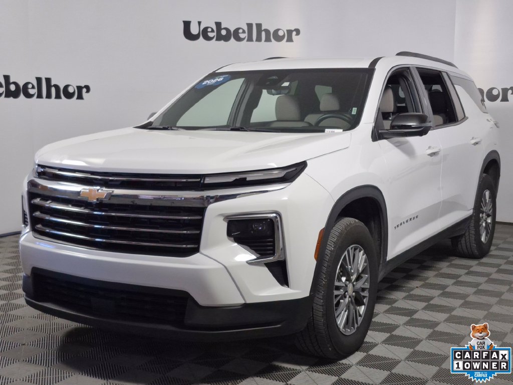 Used 2026 Chevrolet Traverse LT w/ Driver Confidence Package FWD image 4