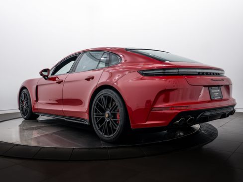 New 2026 Porsche Panamera GTS image 3
