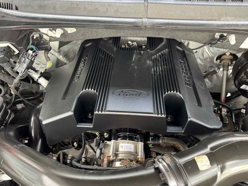 Used 2018 Ford F150 XLT w/ Equipment Group 302A Luxury image 33