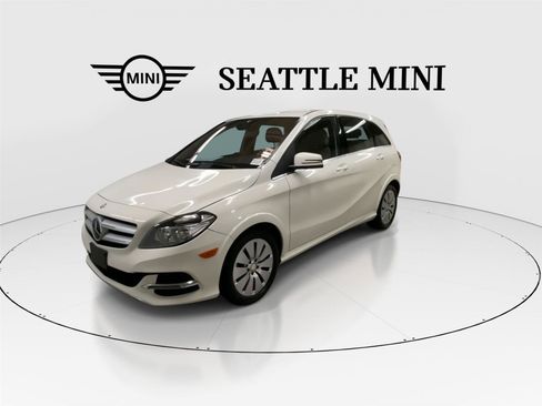 Used 2017 Mercedes-Benz B 250e image 5