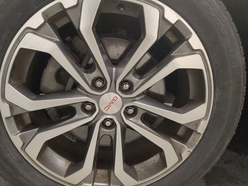 Used 2019 GMC Terrain SLT w/ Preferred Package image 31