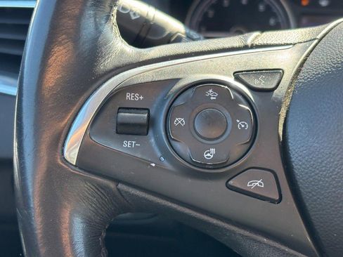 Used 2020 Buick Enclave Premium w/ Sun and Sites Package AWD/4WD image 19