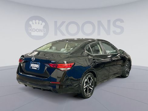 Used 2024 Nissan Sentra SV image 7