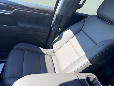 New 2026 Chevrolet Silverado 1500 LT Trail Boss w/ Dark Appearance Package image 29