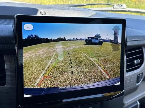 Used 2023 Ford Expedition Limited image 33