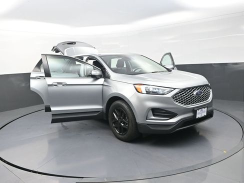 Used 2023 Ford Edge SEL AWD/4WD image 29