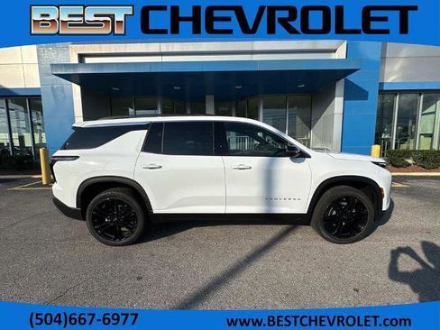 New 2026 Chevrolet Traverse LT w/ Driver Confidence Package image 1