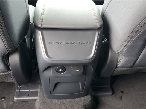 New 2026 Ford Explorer Active image 35