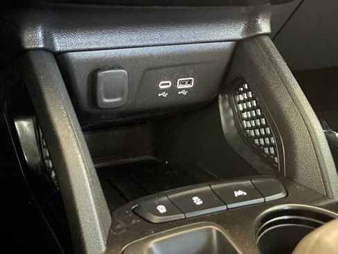 Used 2025 Chevrolet TrailBlazer LT FWD image 21
