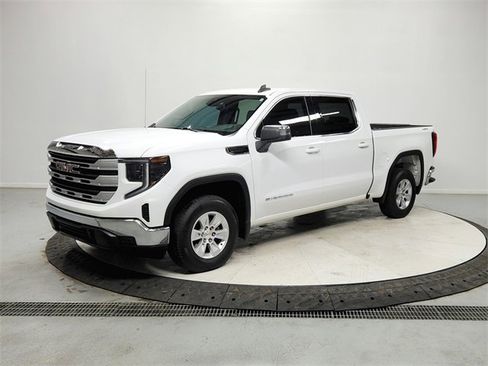Used 2022 GMC Sierra 1500 SLE image 3