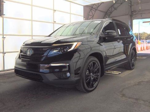 Used 2021 Honda Pilot Special Edition image 2