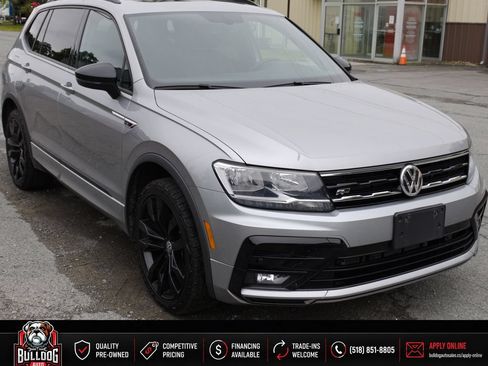 Used 2021 Volkswagen Tiguan SE R-Line AWD/4WD image 3