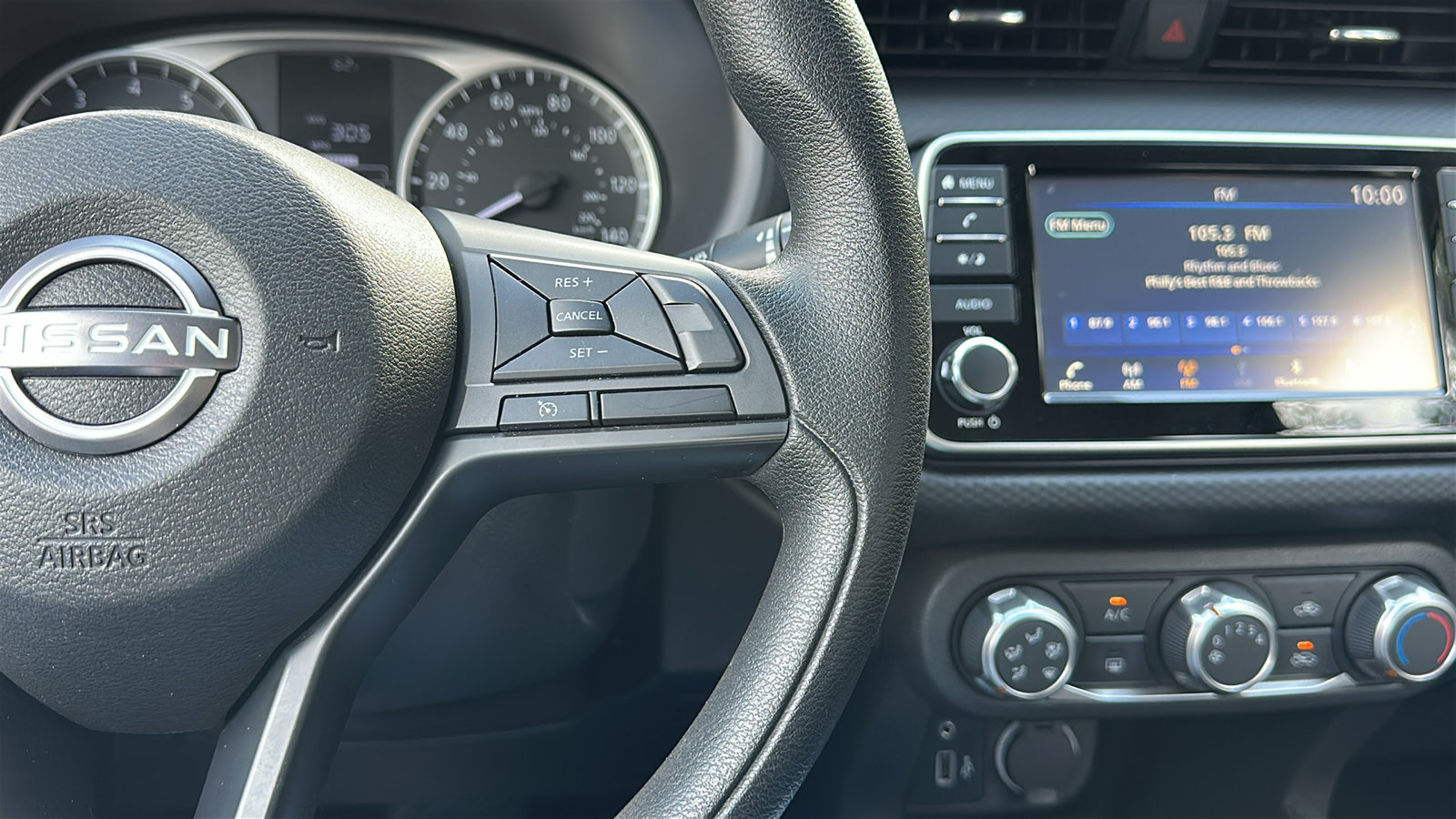 Certified 2024 Nissan Kicks S FWD image 15