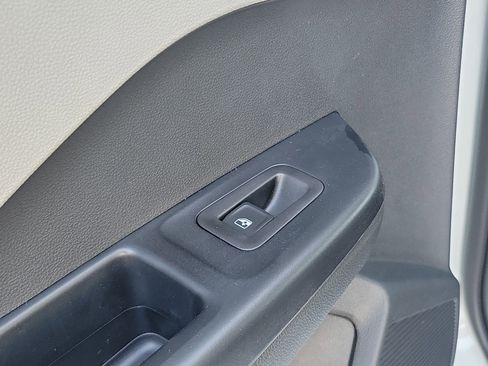New 2026 Volkswagen Taos S FWD image 16