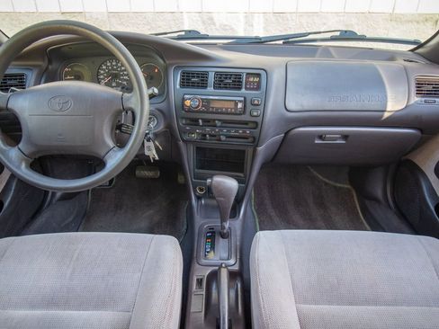 Used 1995 Toyota Corolla DX image 29