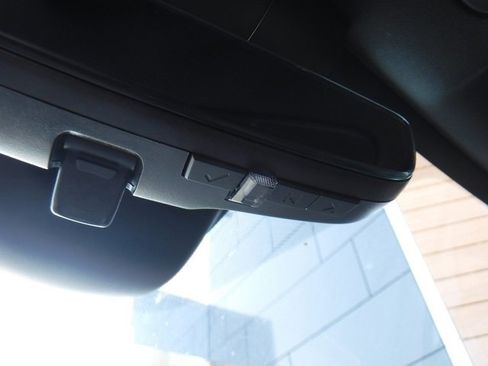 Used 2023 Chevrolet Tahoe Premier image 34