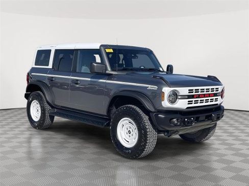 Certified 2025 Ford Bronco Heritage Edition AWD/4WD image 5