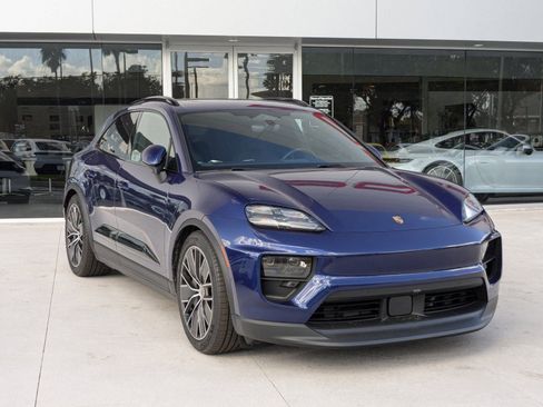 Certified 2024 Porsche Macan 4 Electric image 12
