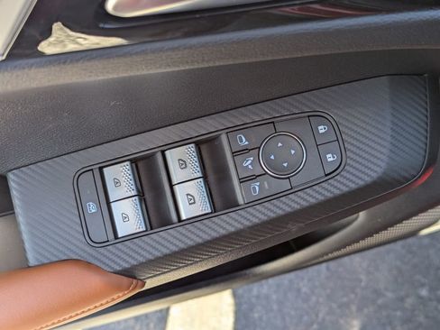 Used 2025 Mitsubishi Outlander 4WD Plug-In Hybrid image 29