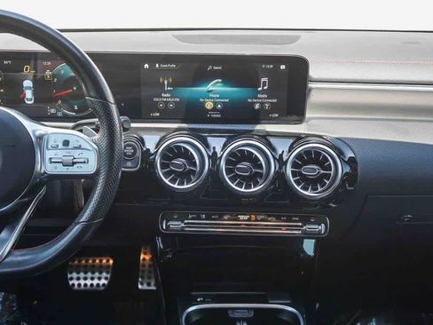 Used 2023 Mercedes-Benz CLA 250 image 13