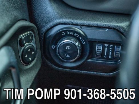 Used 2021 Jeep Gladiator Sport AWD/4WD image 25