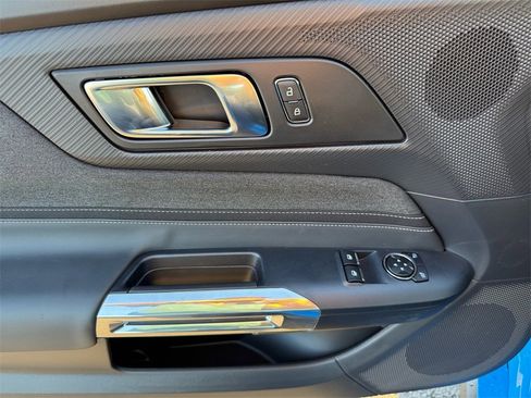 New 2025 Ford Mustang Coupe image 8