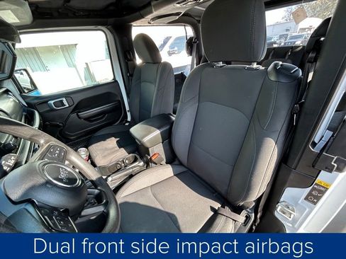 Used 2021 Jeep Wrangler Sport image 23