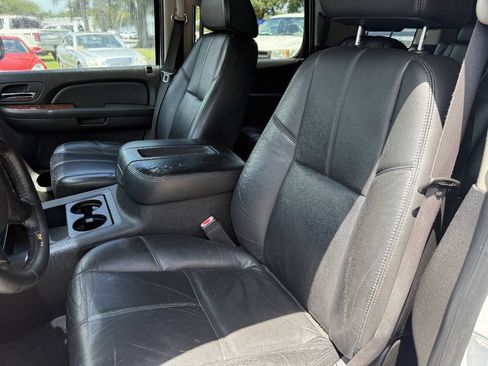 Used 2008 Chevrolet Tahoe LT w/ LT Preferred Equipment Group RWD image 4