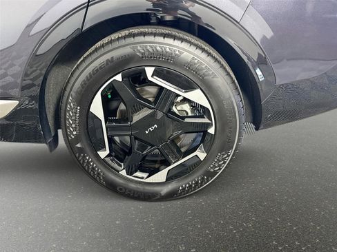 Certified 2026 Kia Sportage SX FWD image 33