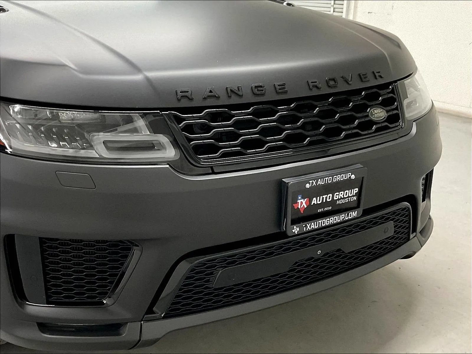 Used 2018 Land Rover Range Rover Sport Supercharged AWD/4WD image 38