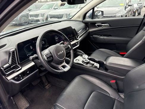 Used 2023 Kia Sportage EX image 6