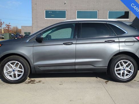 Certified 2022 Ford Edge SEL w/ Convenience Package image 2