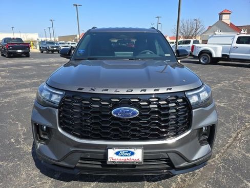 New 2026 Ford Explorer ST-Line image 8
