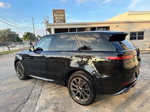 Used 2024 Land Rover Range Rover Sport Dynamic SE AWD/4WD image 4