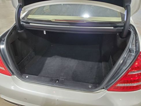 Used 2011 Mercedes-Benz S 550 image 42