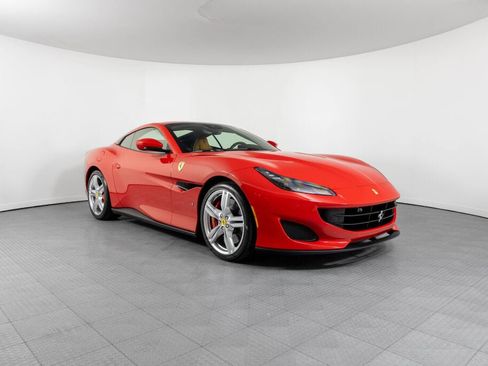 Certified 2020 Ferrari Portofino RWD image 77