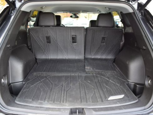 Used 2022 Chevrolet Blazer LT image 30