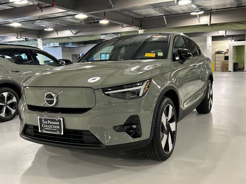 Certified 2023 Volvo C40 P8 Recharge Ultimate AWD/4WD image 5