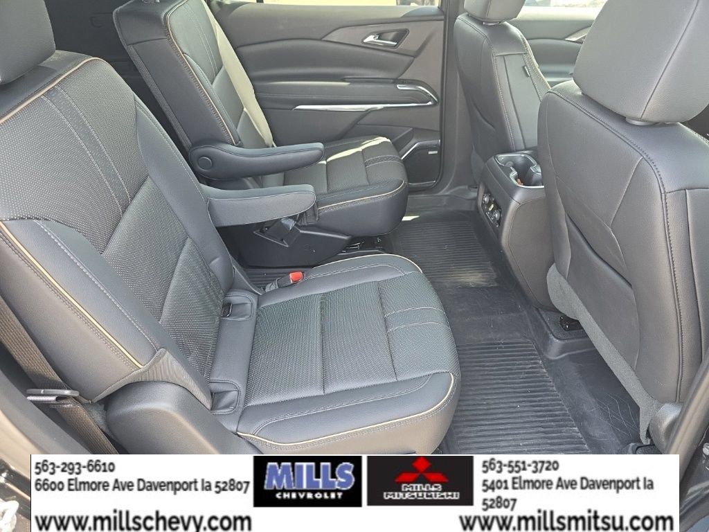 Used 2026 Chevrolet Traverse High Country w/ LPO, Floor Liner Package AWD/4WD image 18