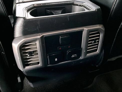 Used 2019 Ford F150 Platinum w/ Technology Package AWD/4WD image 10